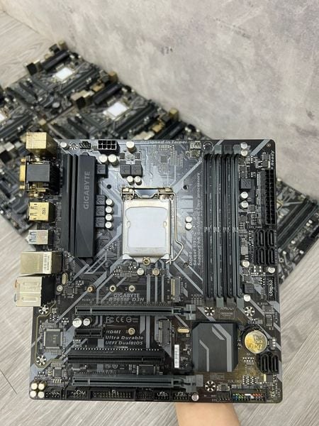Mainboard Gigabyte B365M D3H QSD