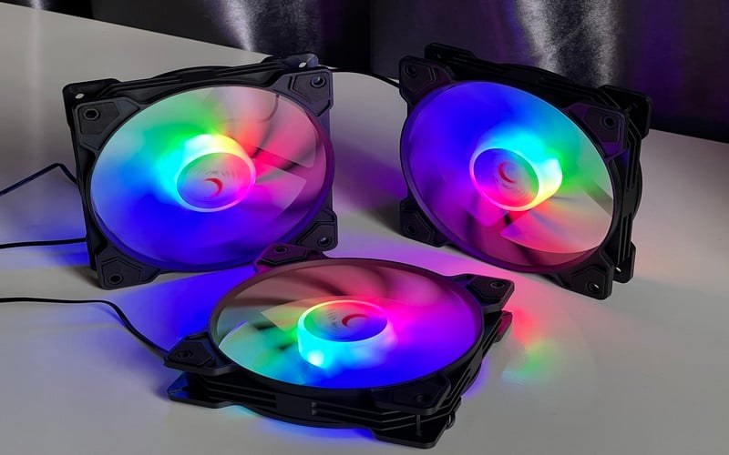 Quạt tản nhiệt Redmoon F3 ánh sáng RGB rực rỡ, tạo điểm nhấn ấn tượng