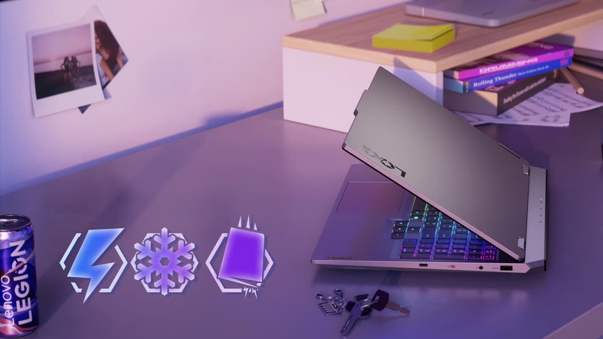 Laptop gaming Lenovo LOQ 15IRX10 - Thiết kế thực dụng, chắc chắn