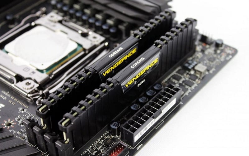 RAM PC Corsair Vengeance 8GB DDR4 3200MHz LPX Tản Nhiệt được trang bị tản nhiệt nhôm nguyên khối với thiết kế đặc biệt