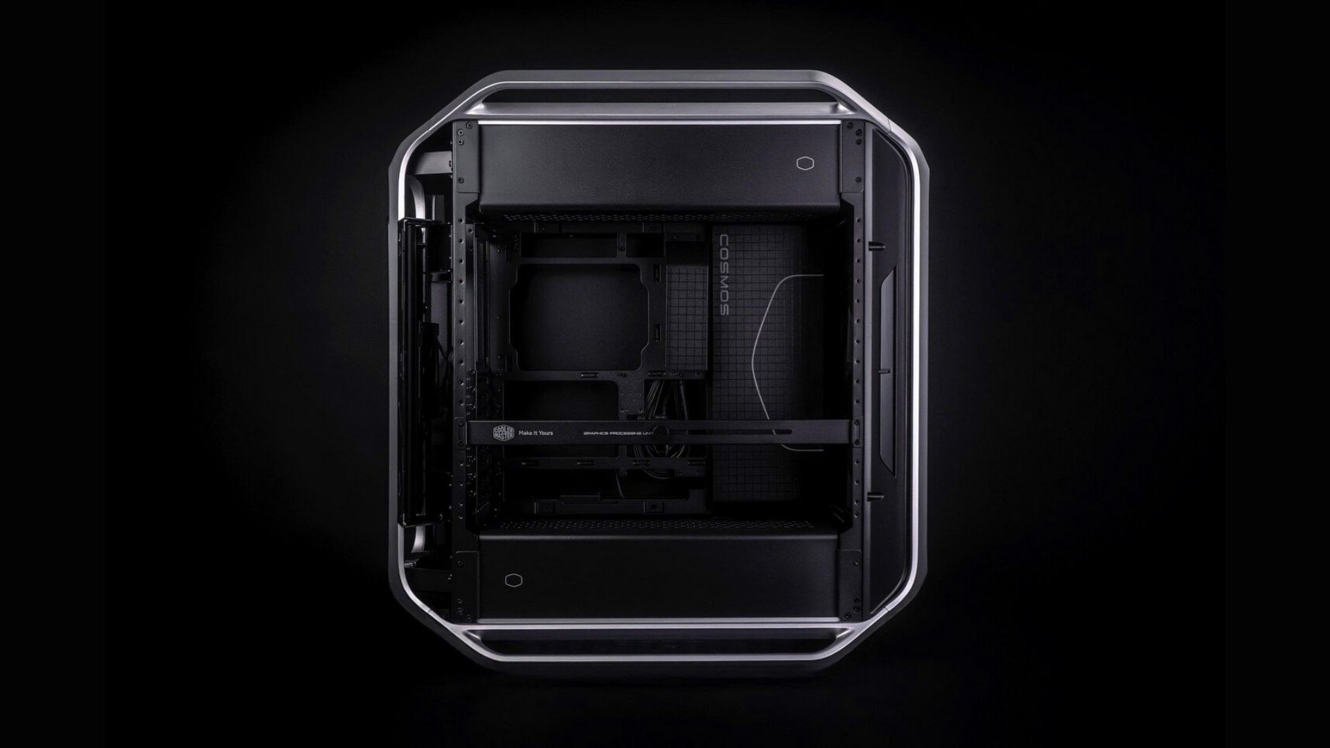 Case Cooler Master Cosmos Alpha Đen - Không gian nội thất cực lớn