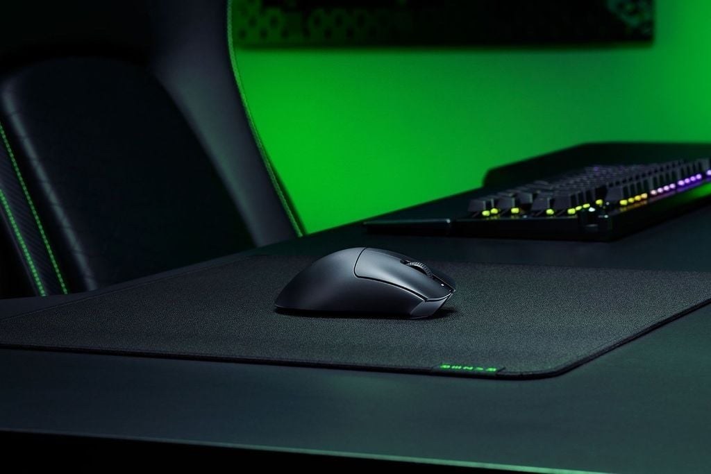 Chuột gaming Razer DeathAdder V3 HyperSpeed | Wireless 2.4Ghz, 26000 DPI, 55g, Đen