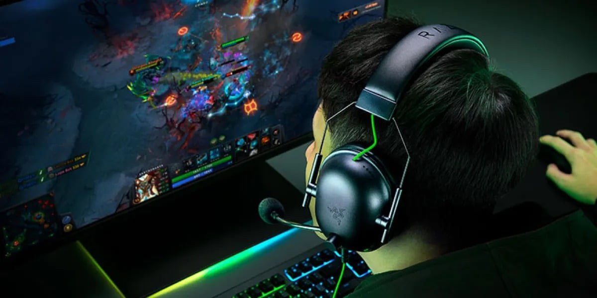 Tai nghe Razer BlackShark V2 X được trang bị cổng kết nối 3.5mm, cho phép tương thích với nhiều thiết bị