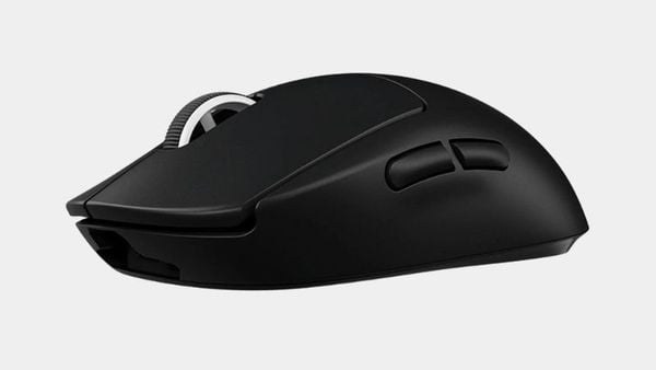 Logitech Pro X Superlight 2, tăng tốc chiến thắng của bạn.